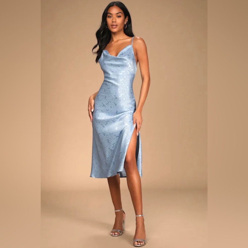 Lulu's Silver-Blue Floral Jacquard Slip Dress